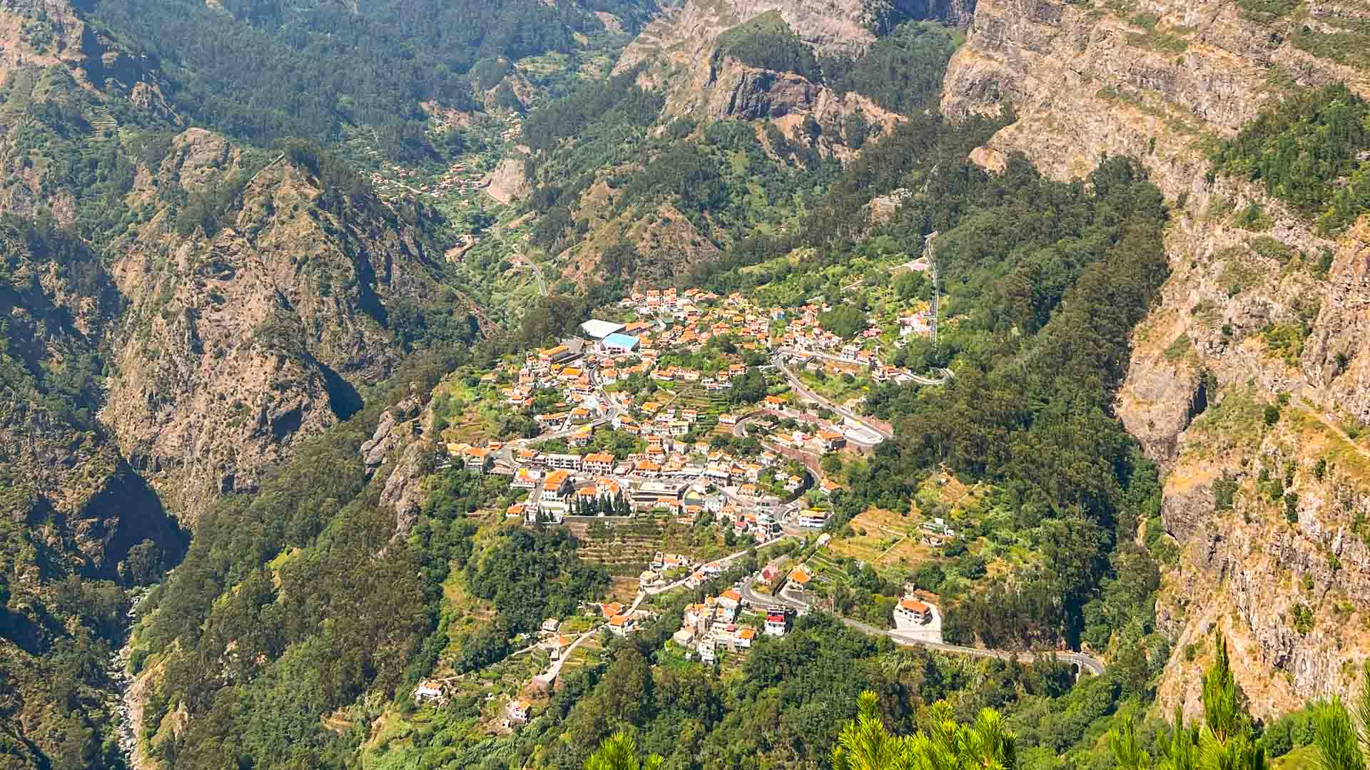 Eira do Serrado Madeira