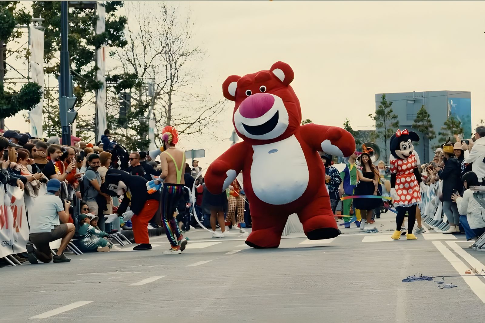 Cortejo Trapalhão Madeira Carnival Funchal day parade costumes